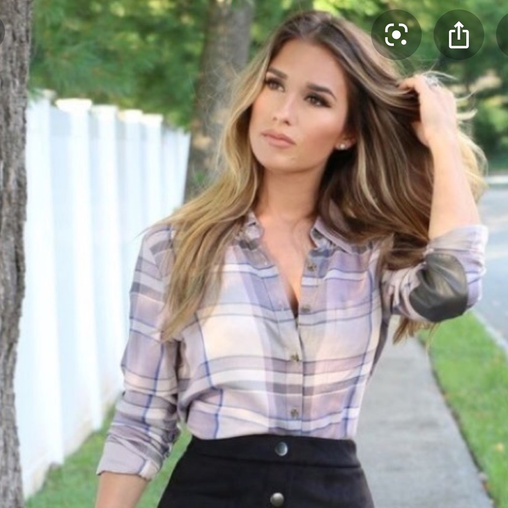 Jessie James Decker Kittenish Flannel